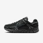 Nike Zoom Vomero 5 SE Men's Shoes. Nike SG